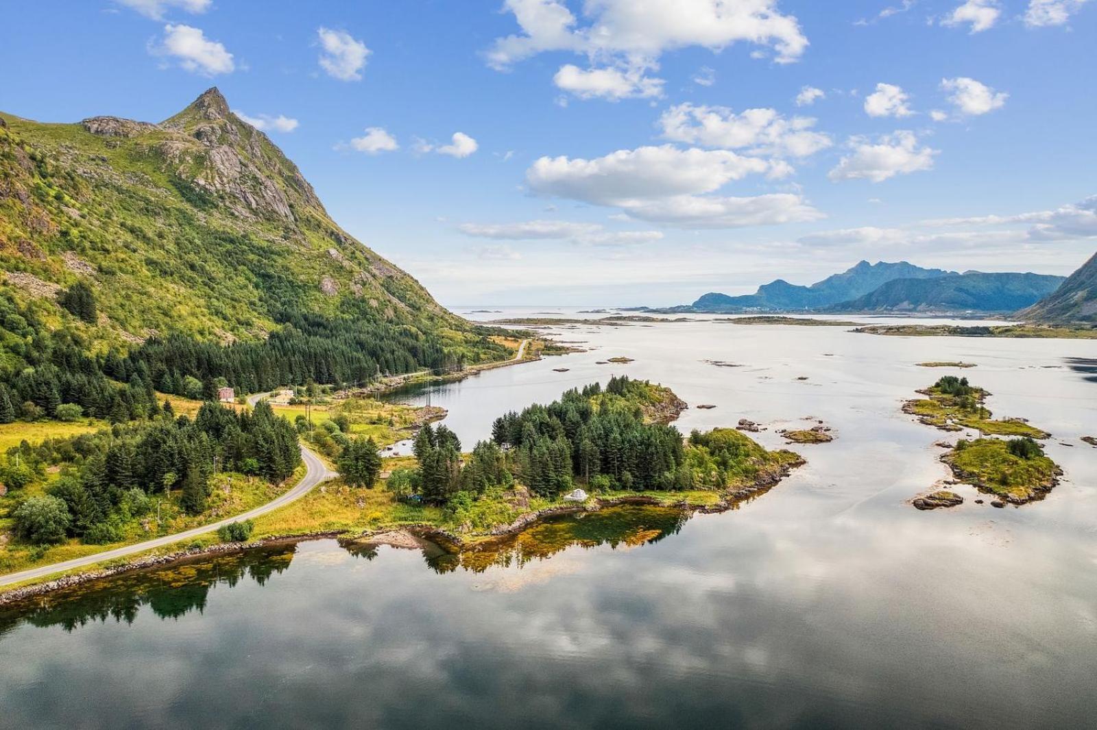 Flo Lofoten Nature Escape Valberg المظهر الخارجي الصورة